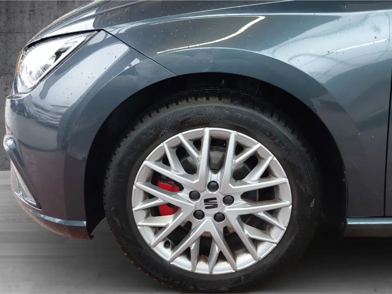 SEAT Ibiza 1.0 TSI FR PANO DCC KAMERA NAVI LED — معرض صور السيارة 8