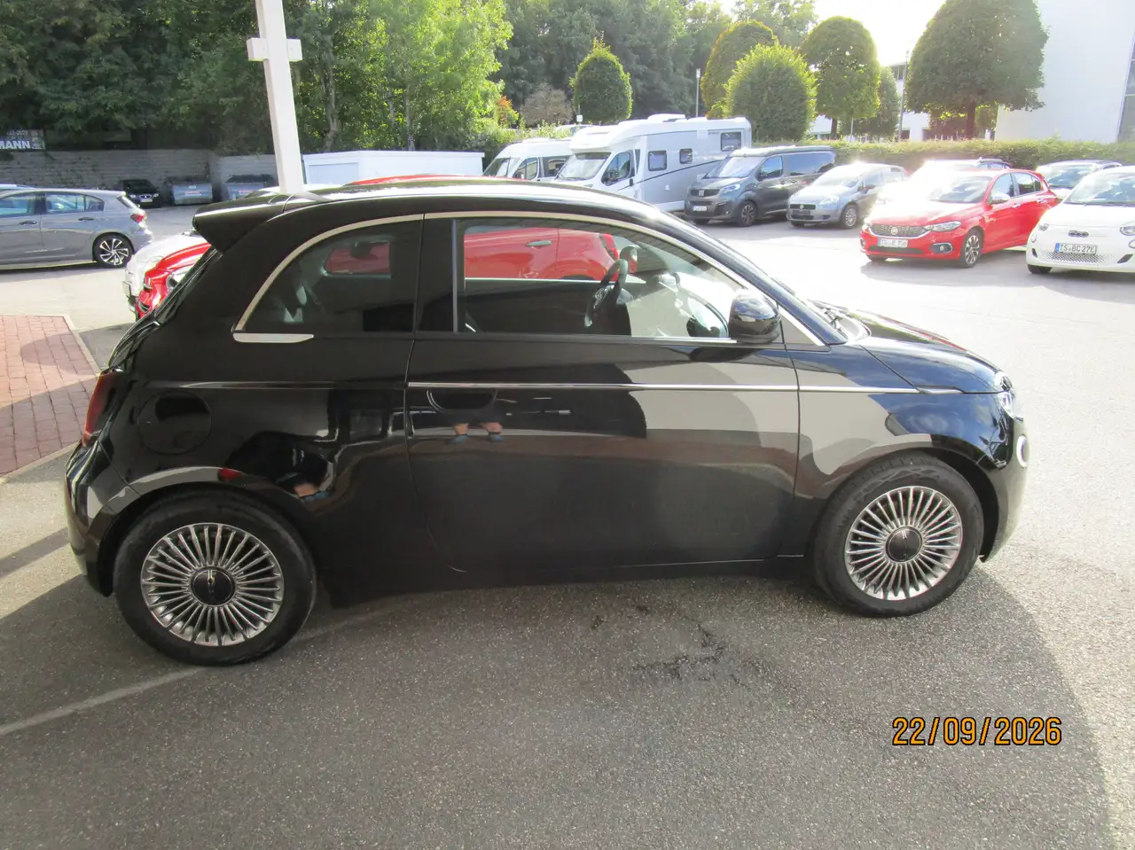 Fiat 500e 500e 42kWh — Vehicle gallery 4