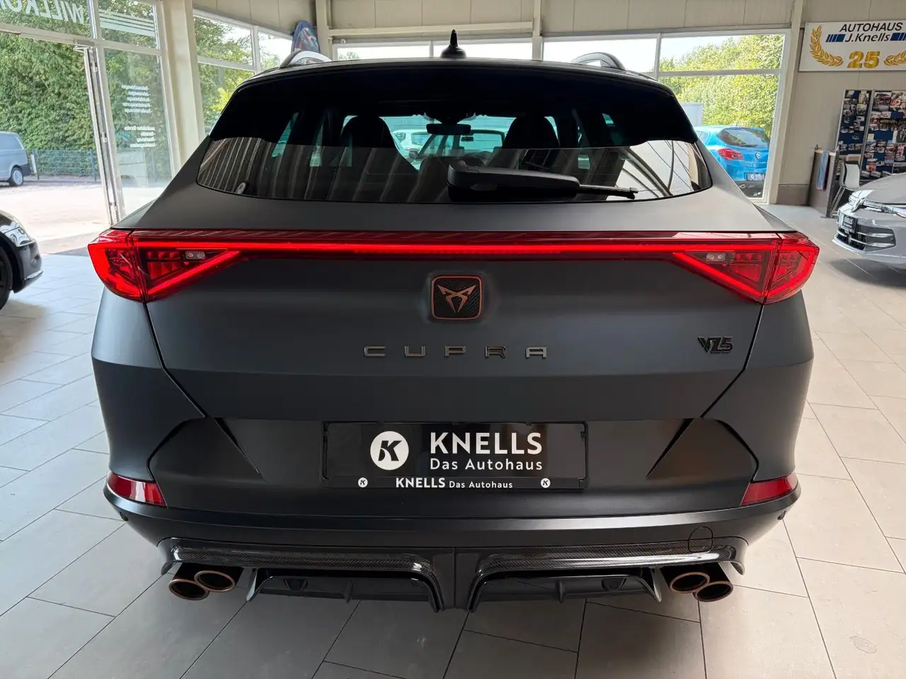 CUPRA Formentor VZ5 2.5TSI DSG 4Drive/BEATS/360°/ACC — Galería del vehículo 6