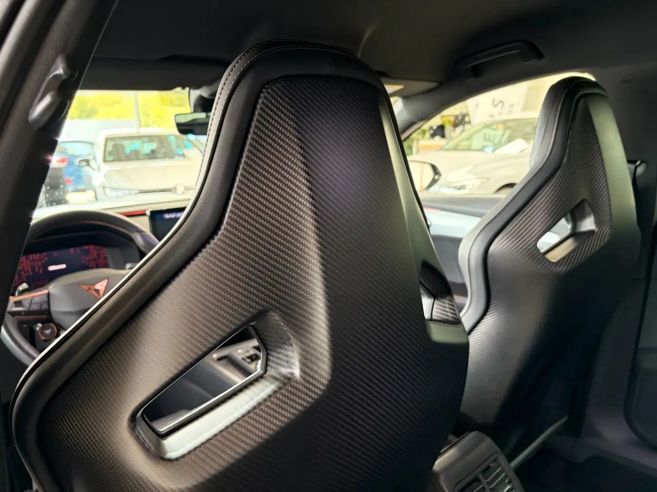 CUPRA Formentor VZ5 2.5TSI DSG 4Drive/BEATS/360°/ACC — Galería del vehículo 25
