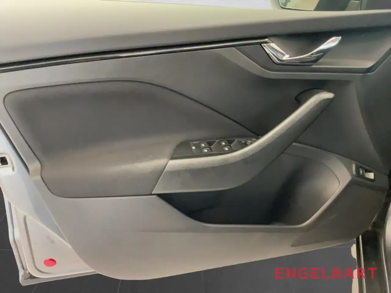 Skoda Kamiq Selection Digitales Cockpit LED Apple CarPlay Andr — معرض صور السيارة 10