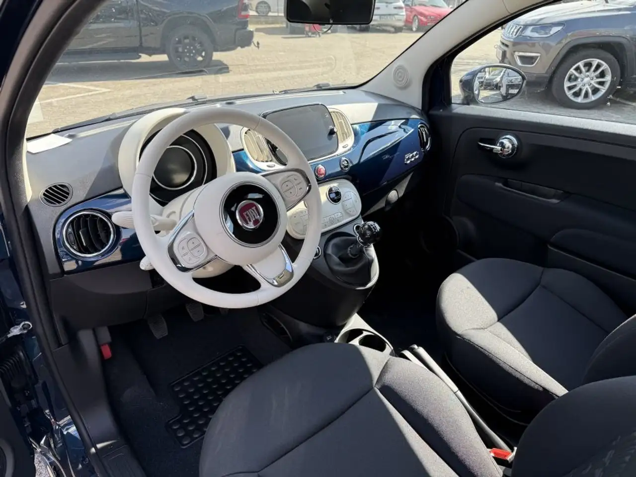 Fiat 500 C 1.0 GSE Hybrid Dolcevita — Galerie du véhicule 11