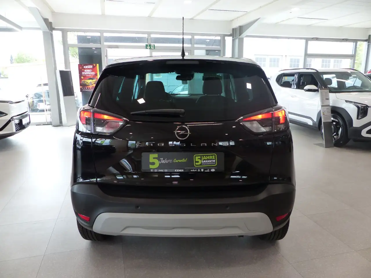 Opel Crossland 1.2 Turbo ELEGANCE LED+Navi+SHZ+Kam. — Vehicle gallery 7