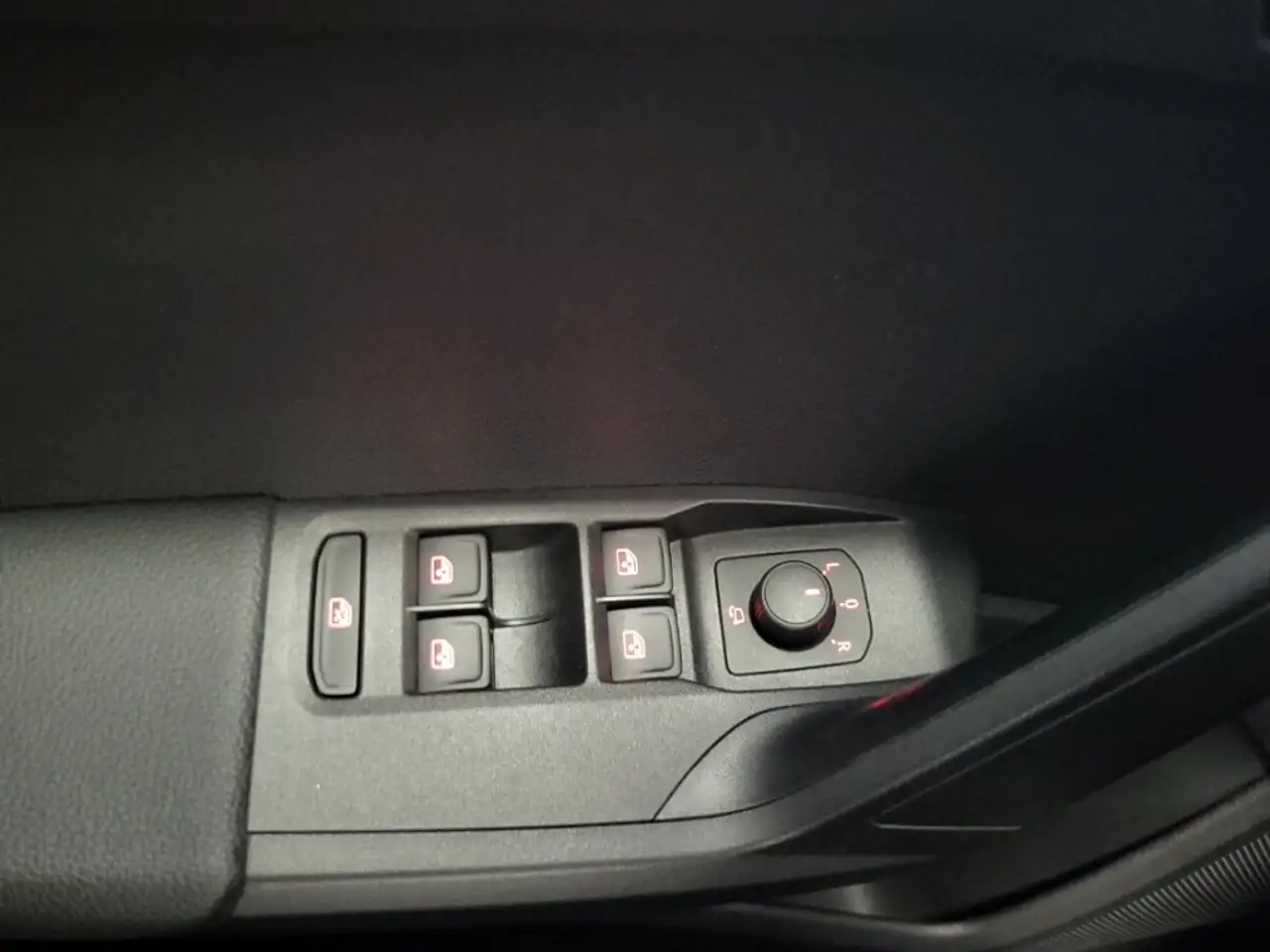 SEAT Arona Style Edition ALLWETTER LED DIG-DISPLAY KAMERA SIT — معرض صور السيارة 20