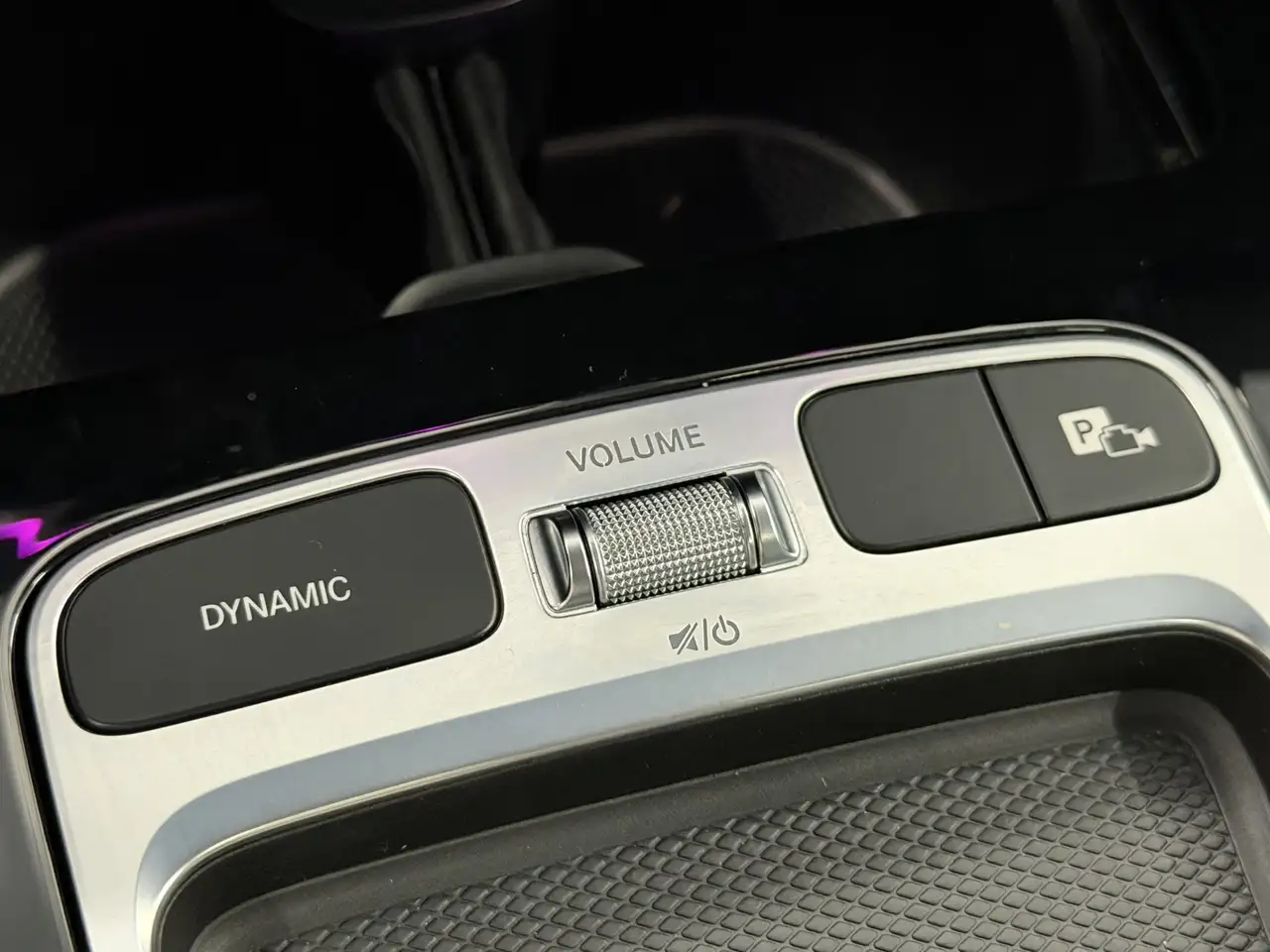 Mercedes-Benz CLA 180 7G-DCT Progressive Line — Vehicle gallery 23