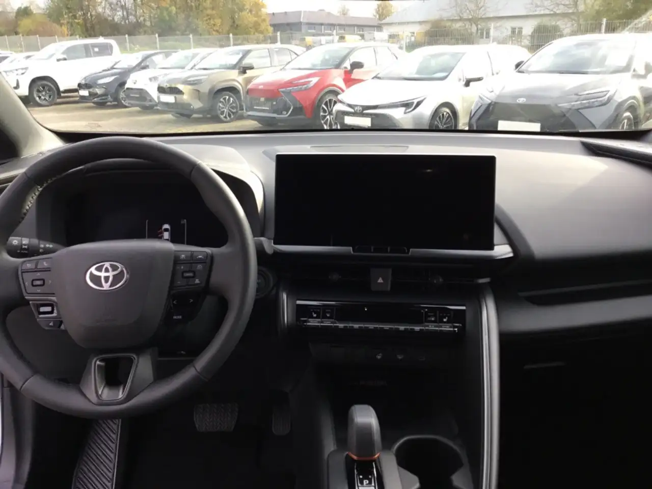 Toyota C-HR 1.8 Hybrid Team Deutschland ACC RFK SHZ NAVI — Vehicle gallery 10