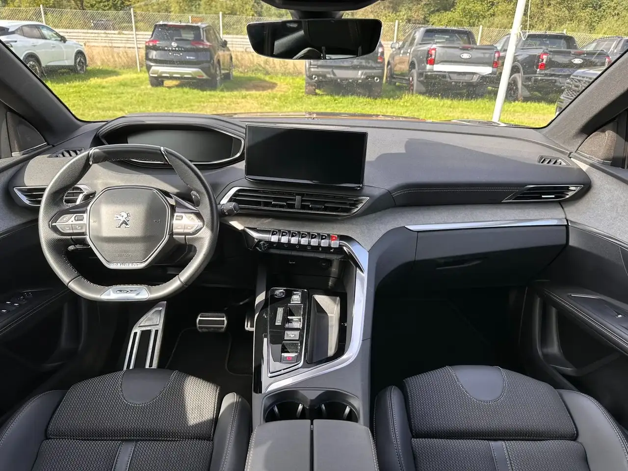 Peugeot 3008 GT 1.2 PureTech *Kamera*ACC*Navi*Sitzh.* — Galería del vehículo 13