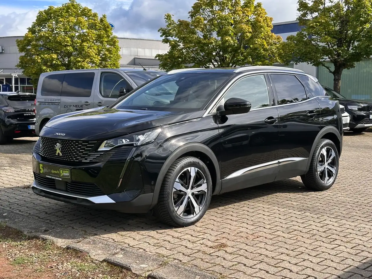 Peugeot 3008 GT 1.2 PureTech *Kamera*ACC*Navi*Sitzh.* — Galería del vehículo 2