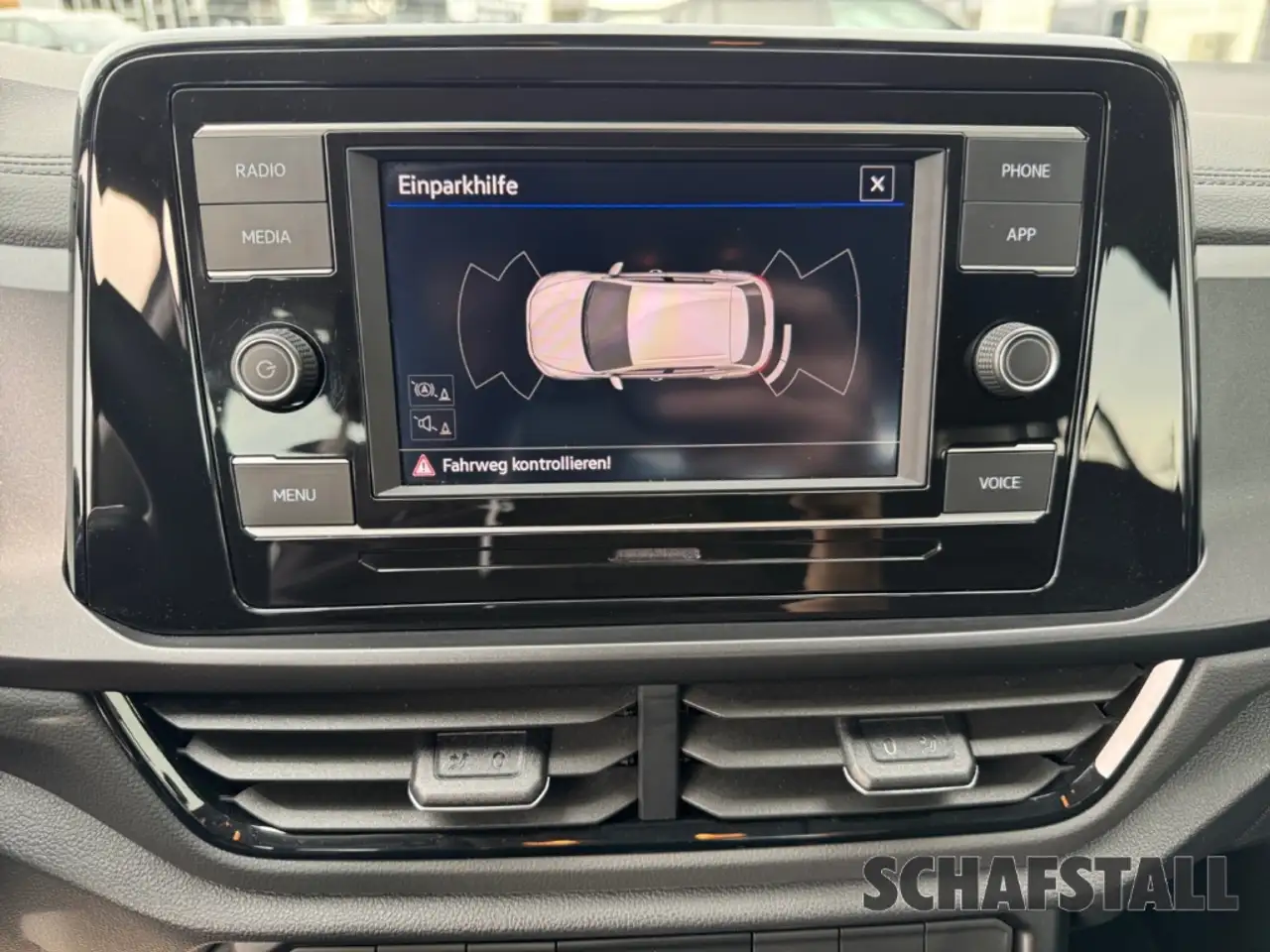 Volkswagen T-Roc 1. Hand wenig KM Carplay Sitzheizung PDC DAB — معرض صور السيارة 12
