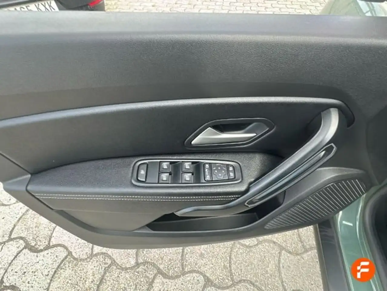 Dacia Duster 1.3 TCe Journey Go EDC 4x2 110kW — Galería del vehículo 24
