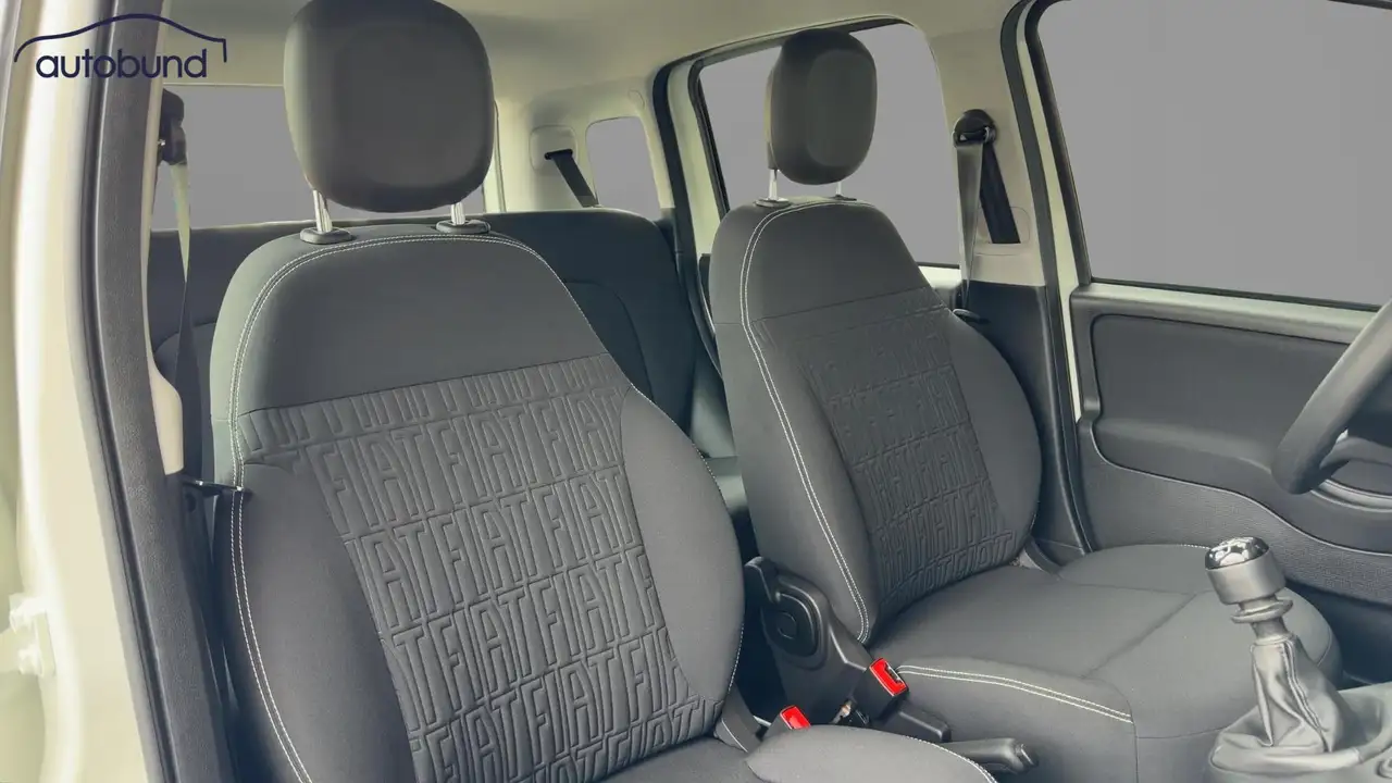 Fiat Panda 1,0 Hybrid (MHEV) Base DAB PDC — Galería del vehículo 6