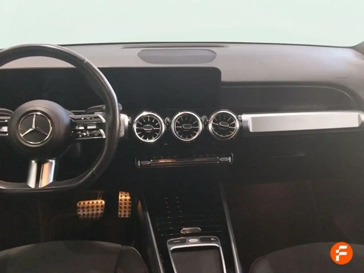Mercedes-Benz GLB 200 d — Galerie du véhicule 12