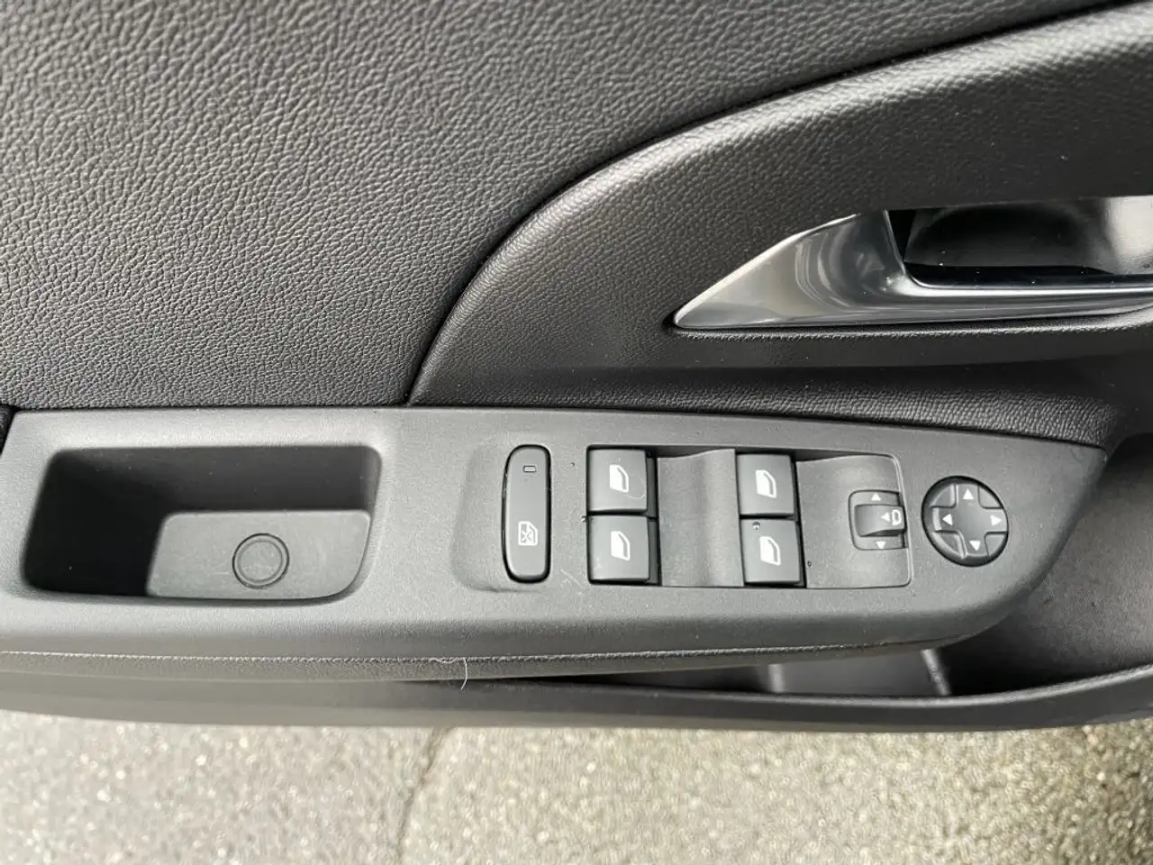 Opel Corsa 1.2 Automatik GS — Vehicle gallery 12