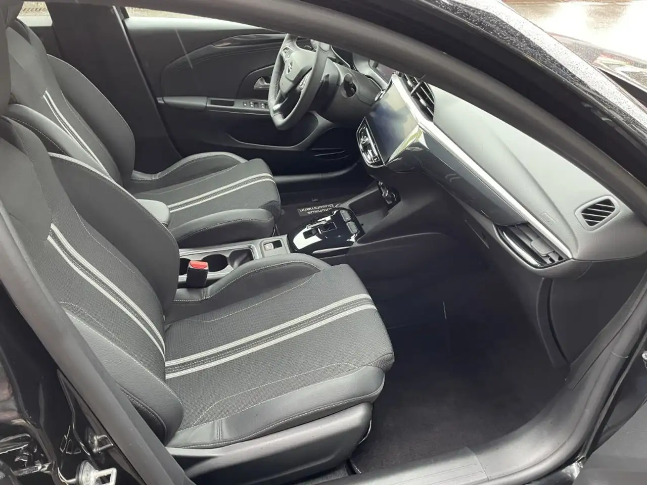Opel Corsa 1.2 Automatik GS — Vehicle gallery 9