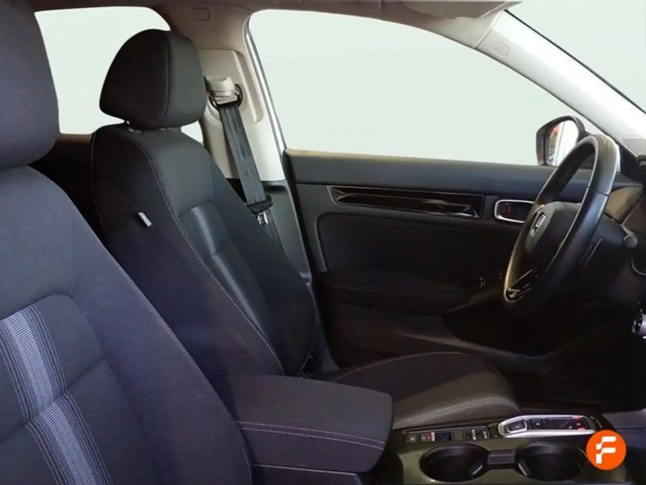 Honda Civic 2.0 i-MMD Elegance — Galería del vehículo 19