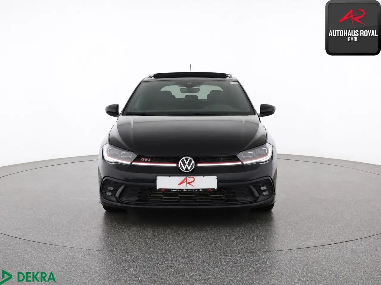 Volkswagen Polo GTI 2.0 TSI PANO,IQ.LIGHT,KEYLESS,BEATS,SH — Vehicle gallery 8