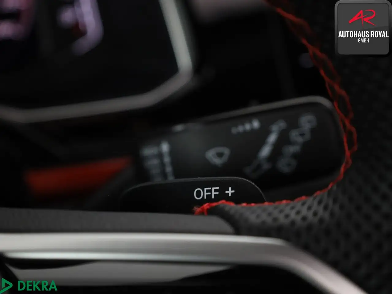 Volkswagen Polo GTI 2.0 TSI PANO,IQ.LIGHT,KEYLESS,BEATS,SH — Vehicle gallery 17
