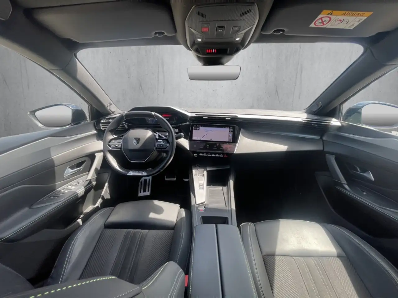 Peugeot 408 GT PT130 EAT8 El. Panodach El. Sitz Focal Kamera L — معرض صور السيارة 12