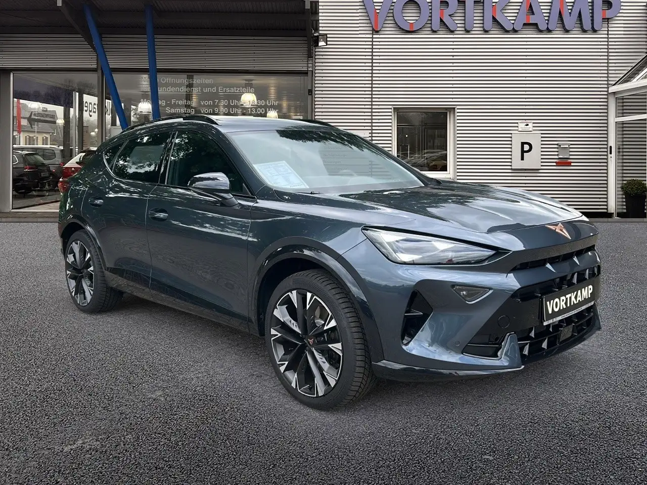 CUPRA Formentor VZ HYBRID 200KW Matrix/Pano/Sennheiser — Galería del vehículo 3
