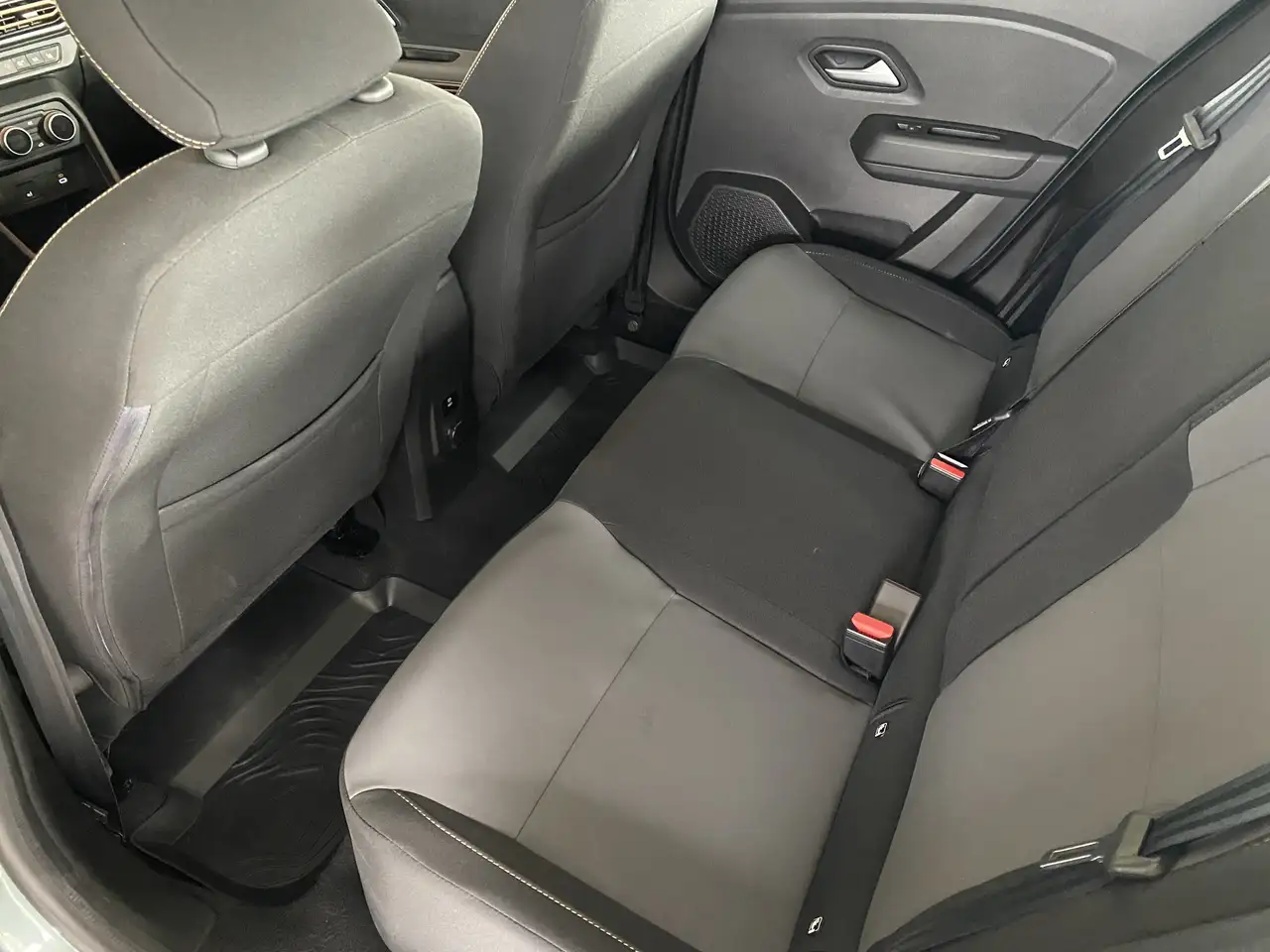 Dacia Sandero Stepway Extreme — Galerie du véhicule 14