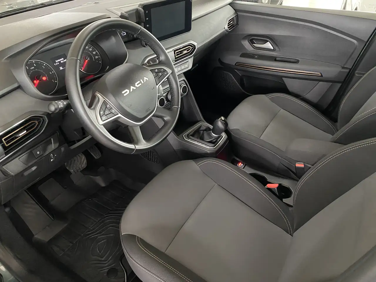 Dacia Sandero Stepway Extreme — Galerie du véhicule 8