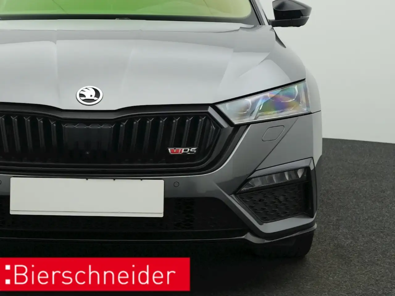 Skoda Octavia Combi 2.0 TSI DSG RS AHK PANO AREA-VIEW 19 — Galería del vehículo 20