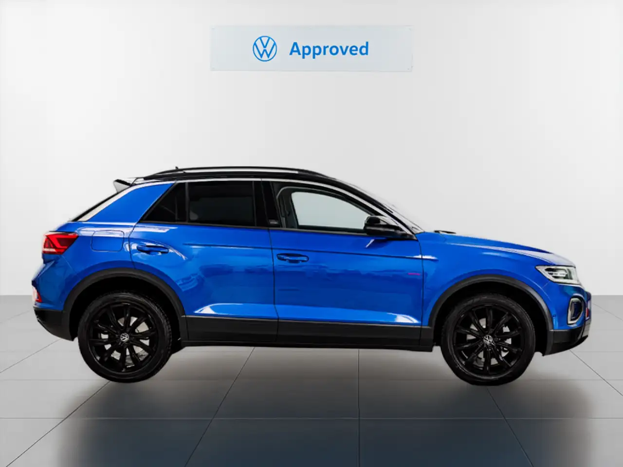 Volkswagen T-Roc 2.0TDI Dark 85kW — Vehicle gallery 3