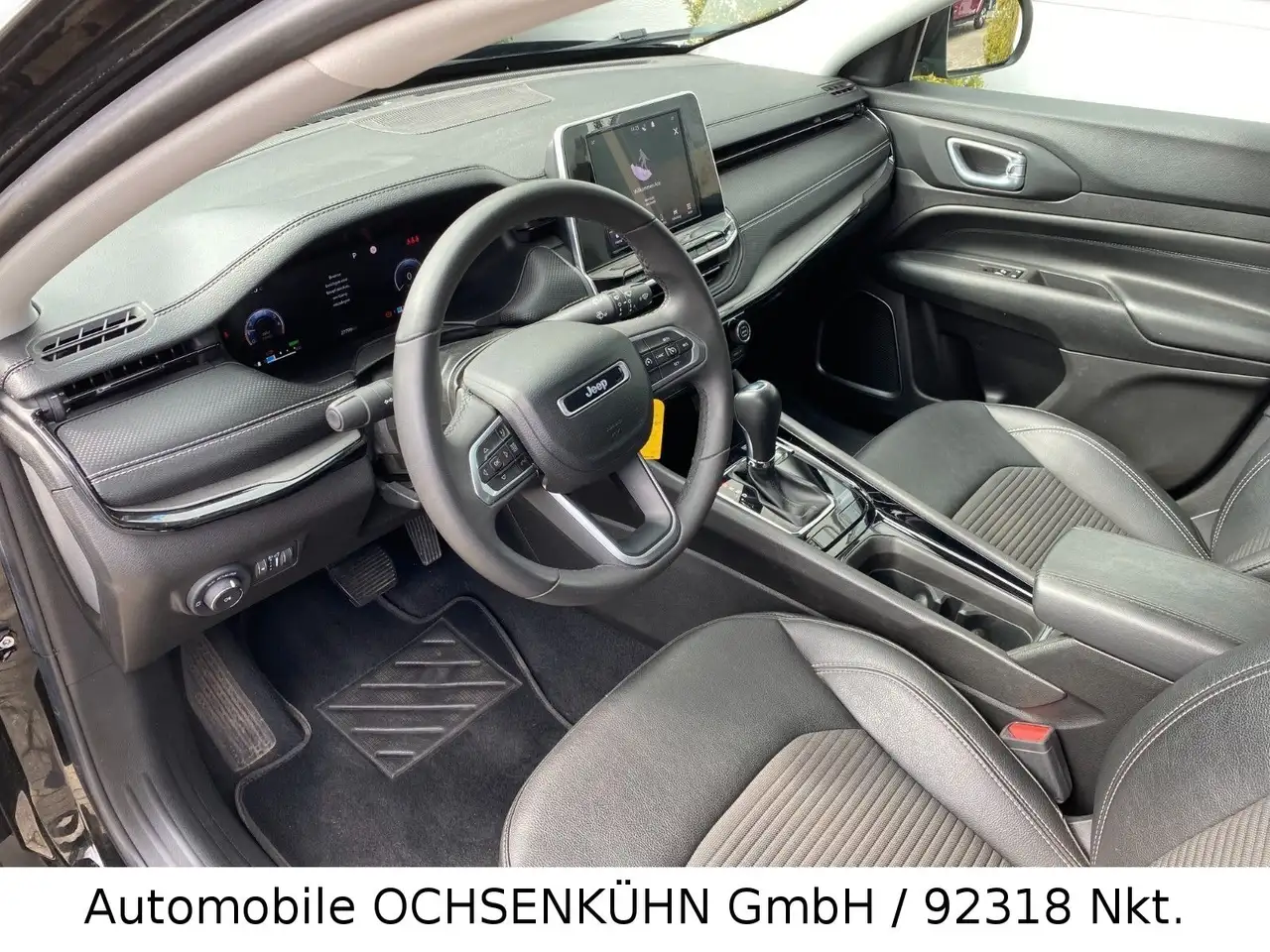 Jeep Compass Night Eagle 1,5 E-Hybrid — معرض صور السيارة 7