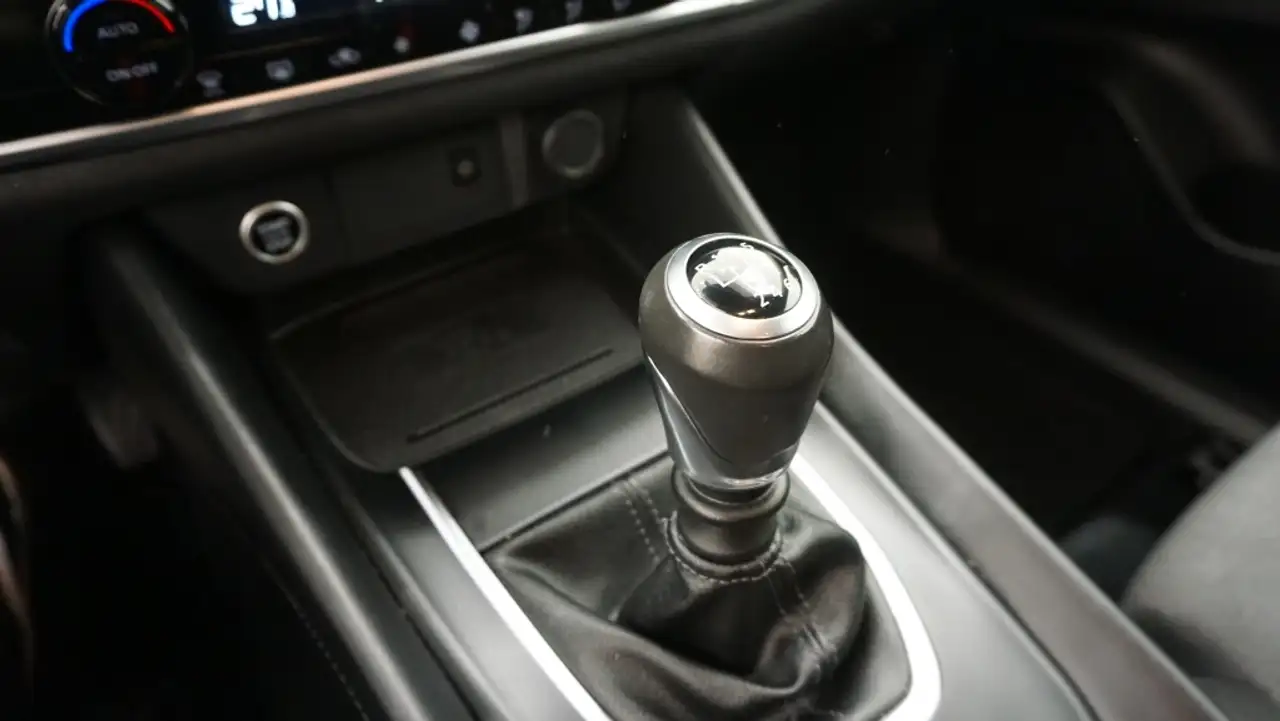 Nissan Qashqai 1.3 DIG-T MHEV 103KW N-CONNECTA 140 5P — Galerie du véhicule 17