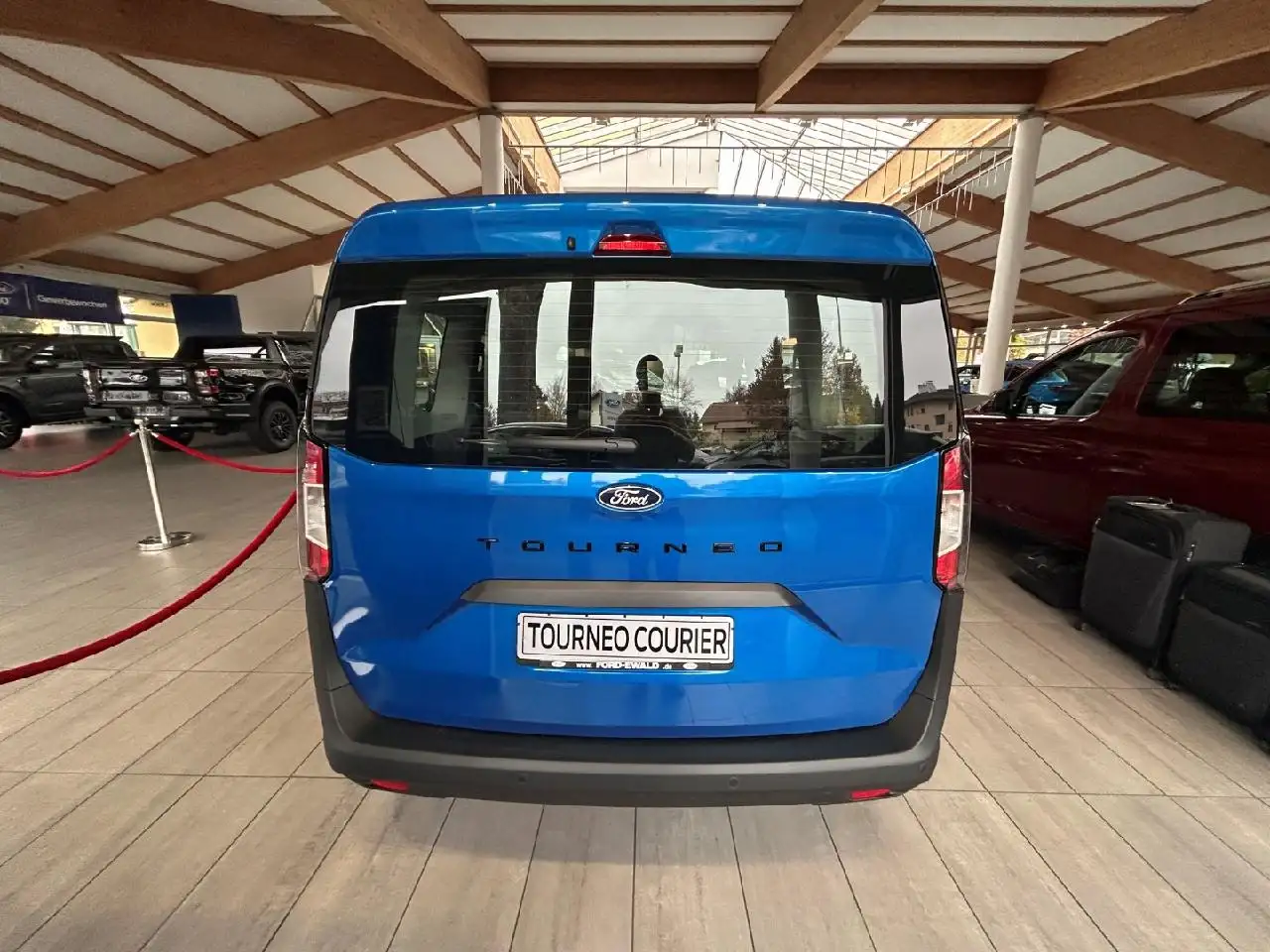 Ford Tourneo Courier Trend — Galerie du véhicule 7