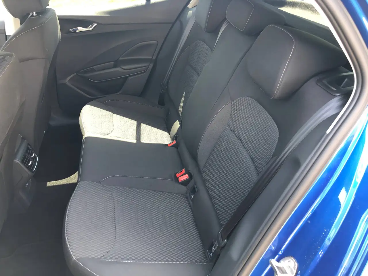 Skoda Fabia Top Selection mit Kältepaket Plus — معرض صور السيارة 10