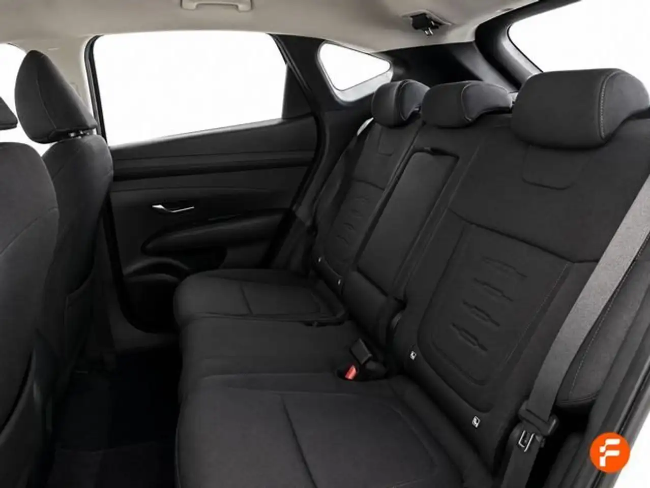 Hyundai TUCSON 1.6 CRDI 100kW (136CV) 48V Maxx — معرض صور السيارة 17