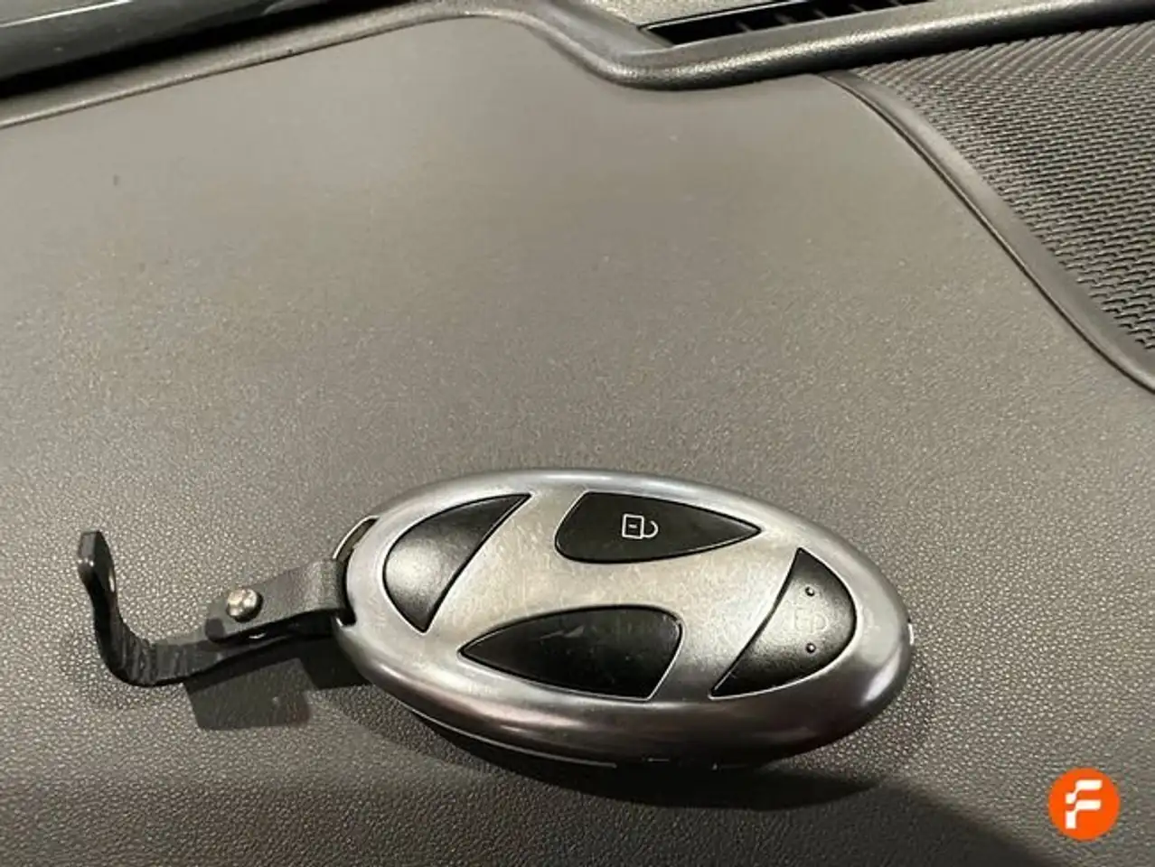 Hyundai TUCSON 1.6 CRDI 100kW (136CV) 48V Maxx — معرض صور السيارة 22