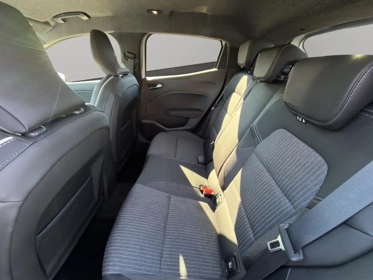 Mitsubishi Colt SELECT 1,0 l Turbo LED+ACC+NAVI+KAMERA+CARPLAY+KEY — معرض صور السيارة 10