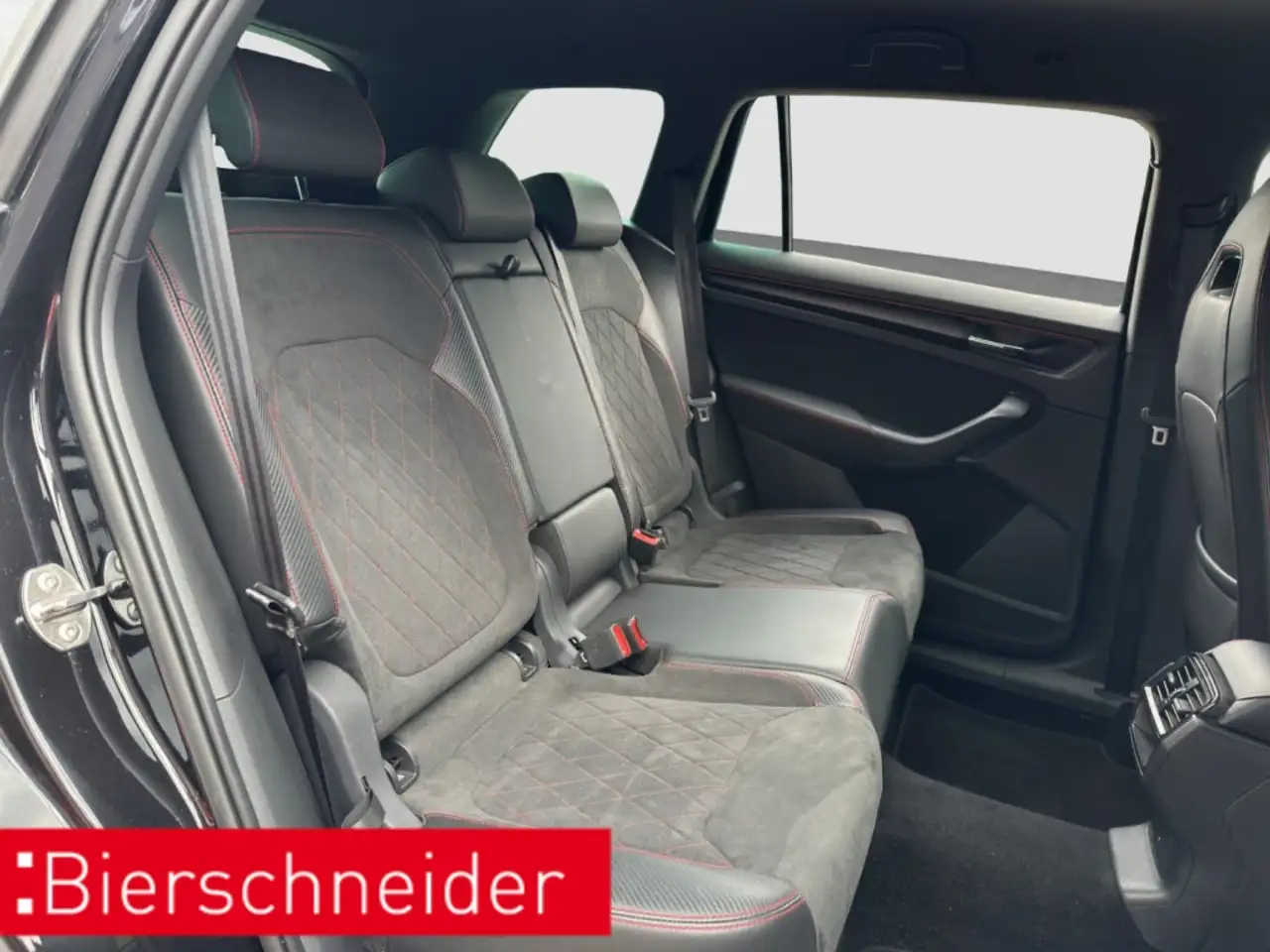 Skoda Kodiaq 2.0 TSI DSG RS KAMERA AHK LED NAVI SHZ — معرض صور السيارة 22