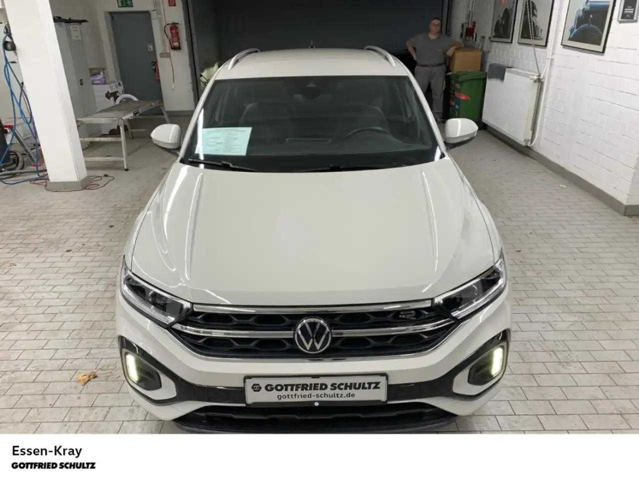 Volkswagen T-Roc R-Line 1.0 TSI LED Sitzheizung Parkpilot — Vehicle gallery 28