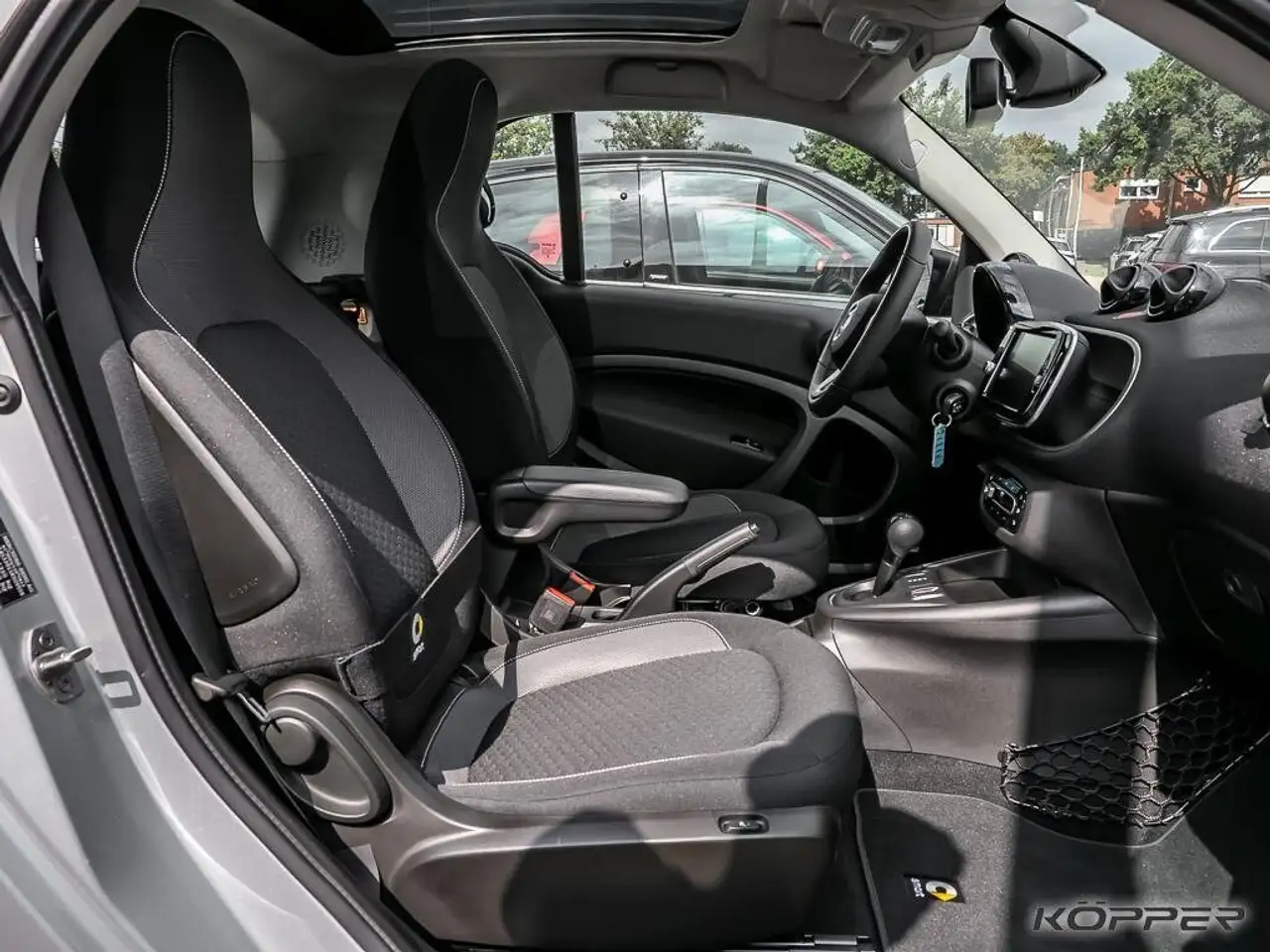 smart forTwo fortwo EQ EXCLUSIVE Black LAST ONE — Galerie du véhicule 5