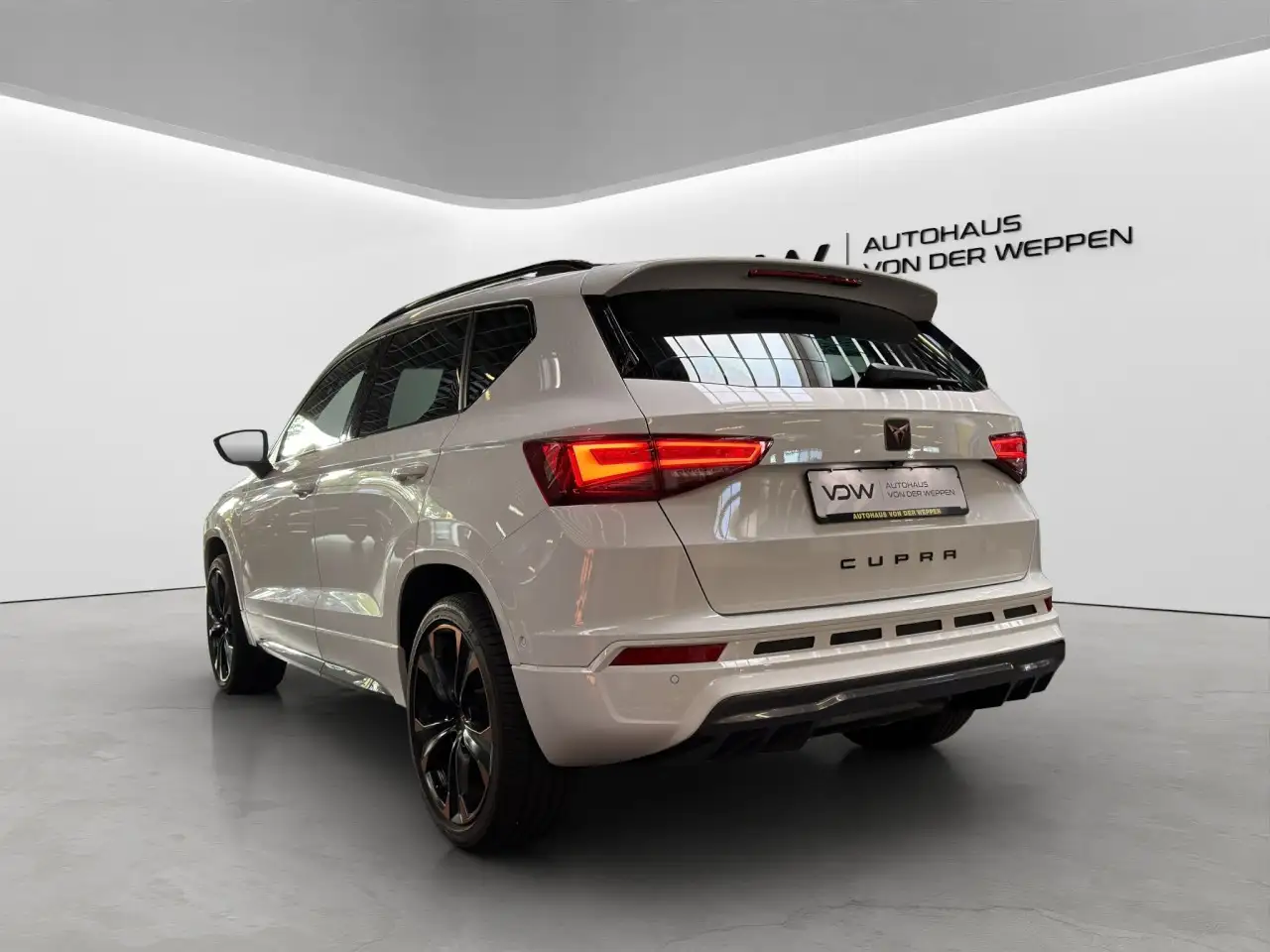 CUPRA Ateca 4Drive 2.0 TSI AHK, el . Sitz, Travel Ass. Klima — Galerie du véhicule 8