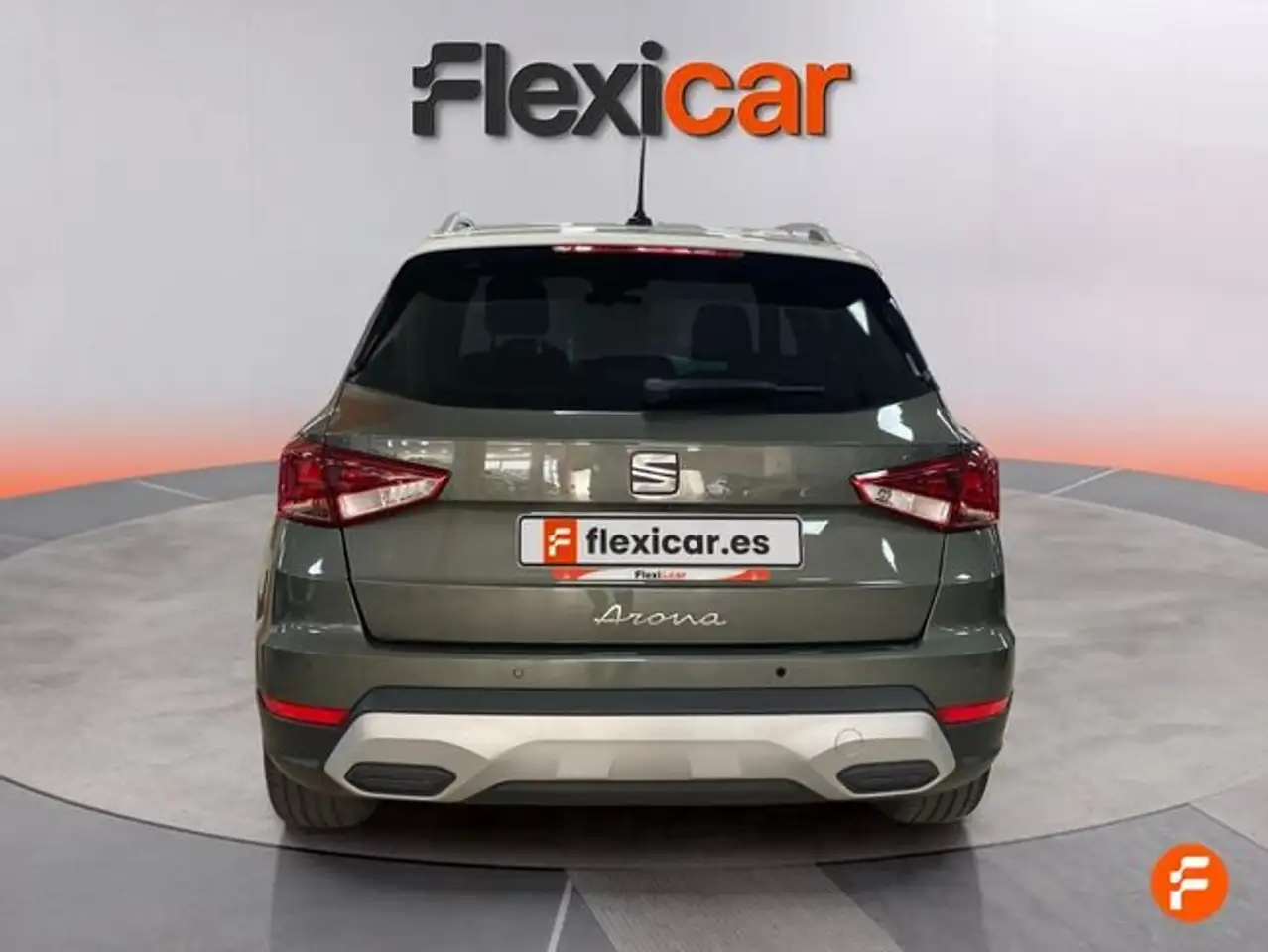 SEAT Arona 1.5 EcoTSI S&S Special Edition DSG7 150 — معرض صور السيارة 4