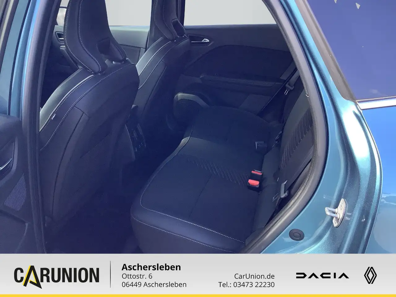 Renault Symbioz Iconic E-Tech Full Hybrid 145 — Vehicle gallery 8