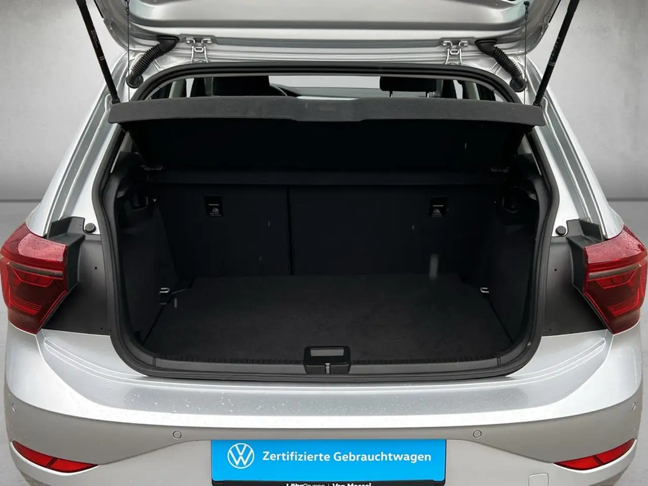Volkswagen Polo VI 1.0 TSI Style *NAVI*APP-CONNECT* — Galerie du véhicule 5