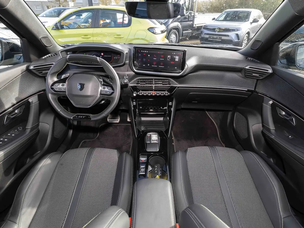 Peugeot 2008 PureTech GT +RFK+ALLW+Full-LED+KLI+IDL+PDC+ — Vehicle gallery 11
