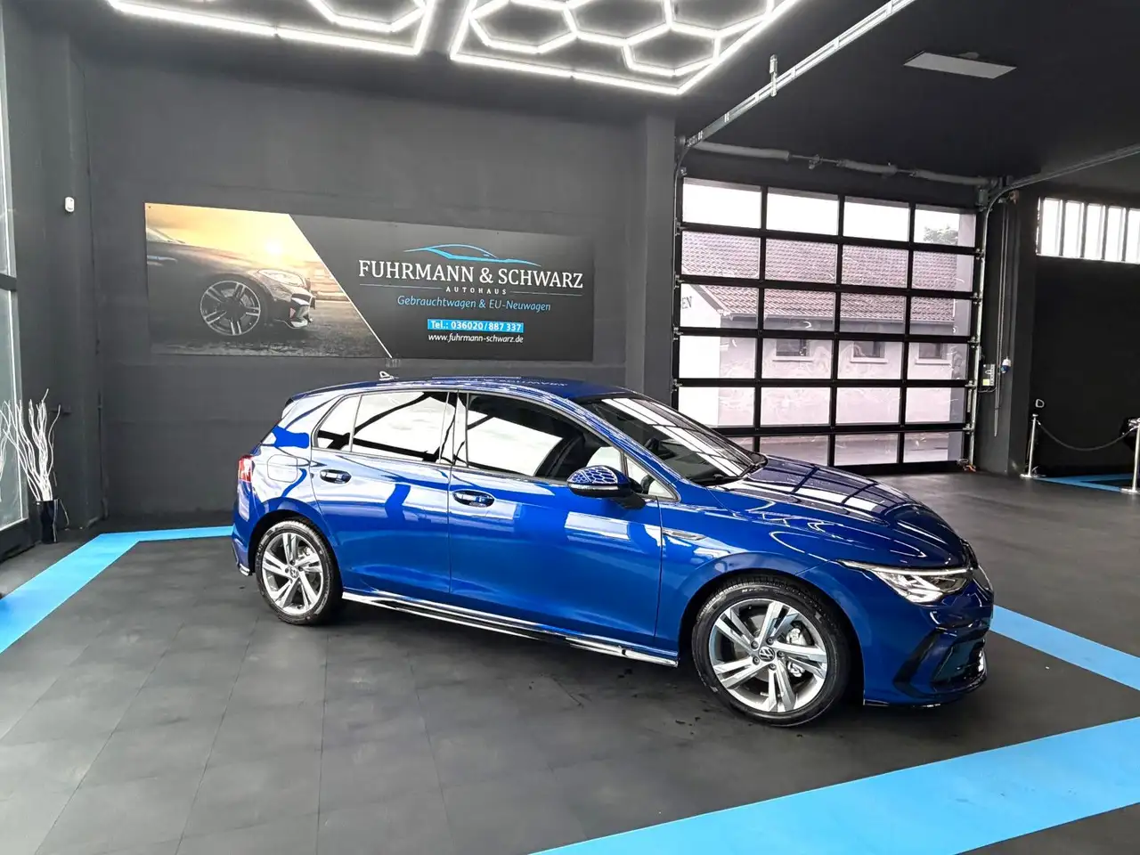 Volkswagen Golf 8DSG R-Line+Navi+AppleCar+LED+ACC+3Zonenkl. — Galería del vehículo 2