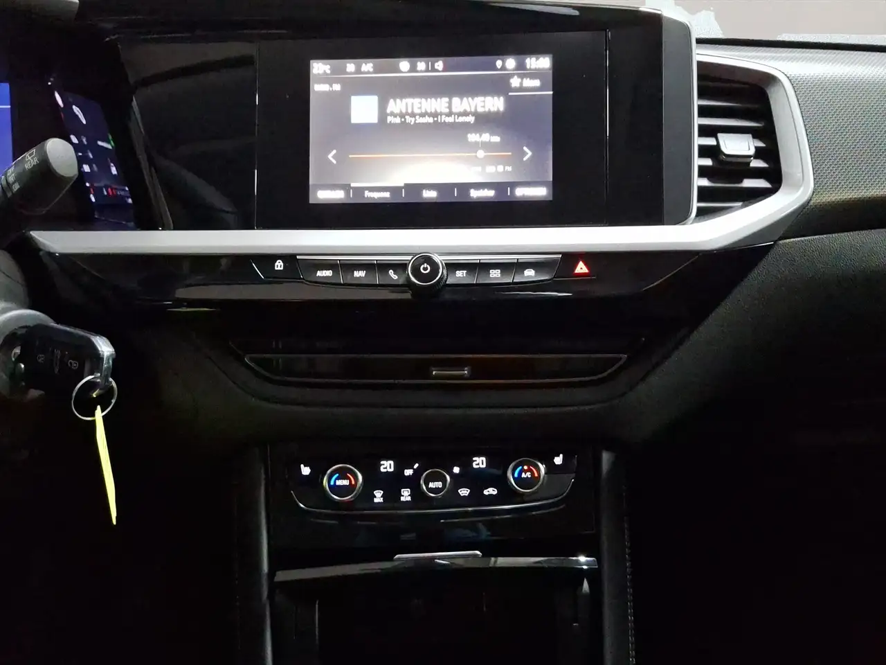 Opel Grandland 1.2 Enjoy beh.Frontsch+SHZ+2xKlima+AGR — معرض صور السيارة 15