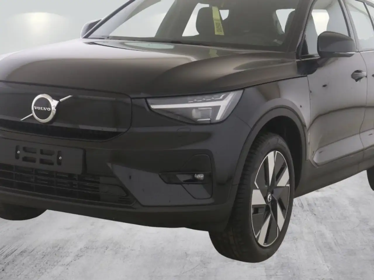 Volvo EX40 RWD Plus Dark 175 kW Single Motor StandHZG — Galerie du véhicule 4