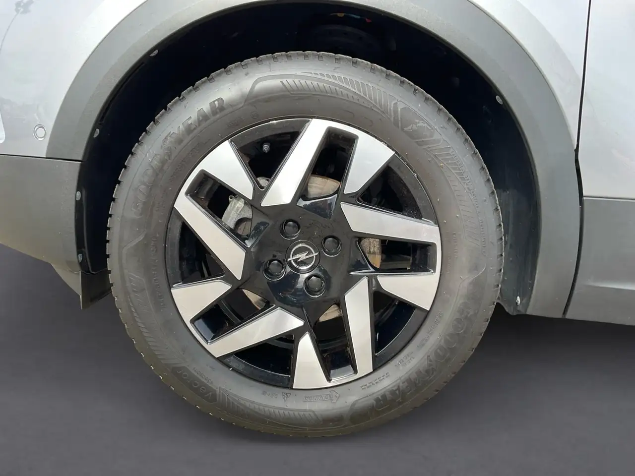 Opel Mokka 1.2 Turbo Elegance + wenig Km + Garantie — Galerie du véhicule 16