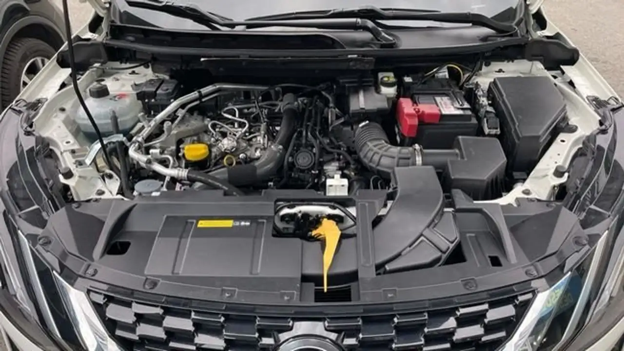 Nissan Qashqai 1.3 DIG-T mHEV 12V N-Connecta 4x2 103kW — Galerie du véhicule 26