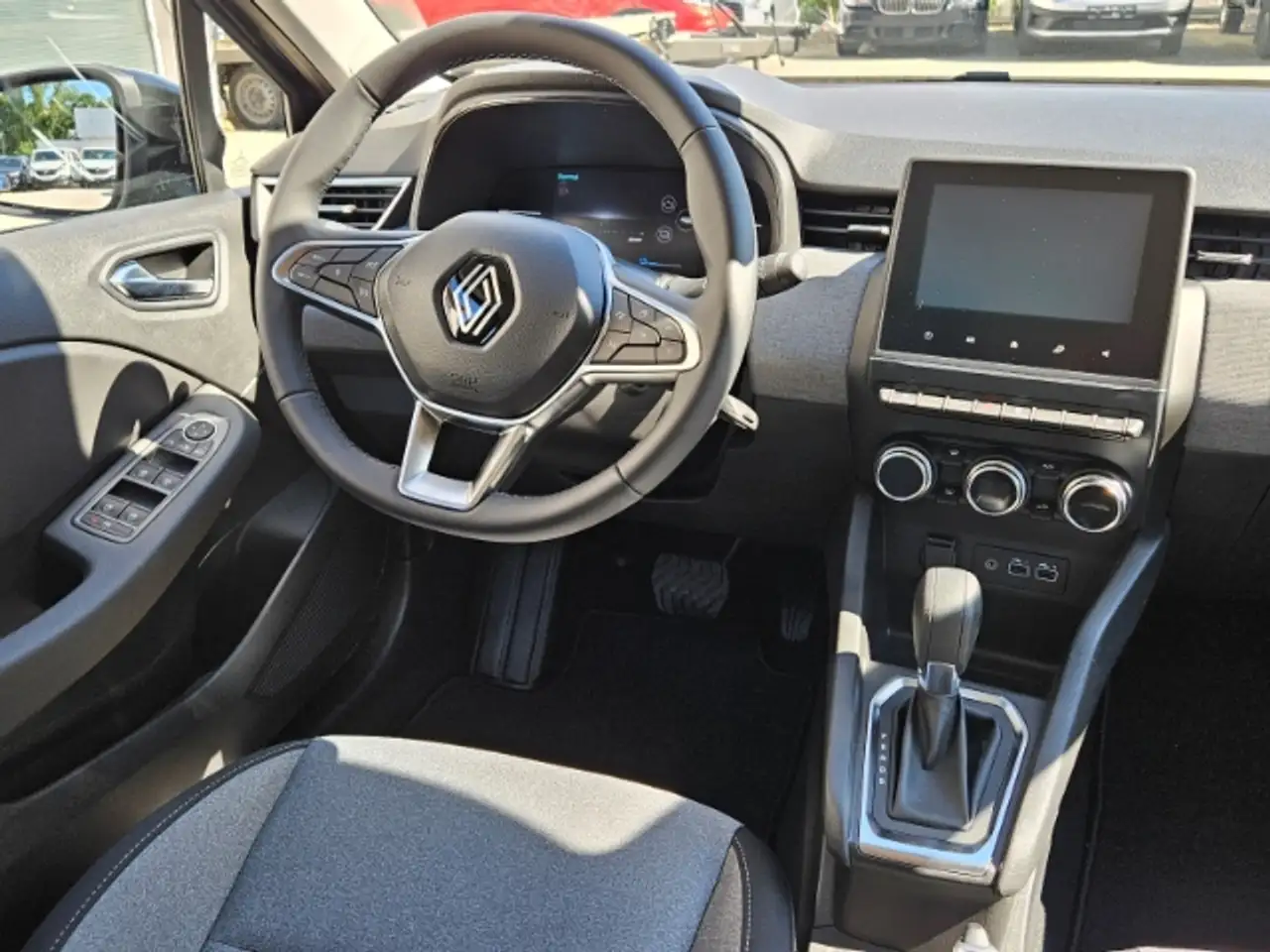 Renault Clio V Evolution 1.6 E-TECH Hybrid 145 EU6e Rückfahrkam — Vehicle gallery 11