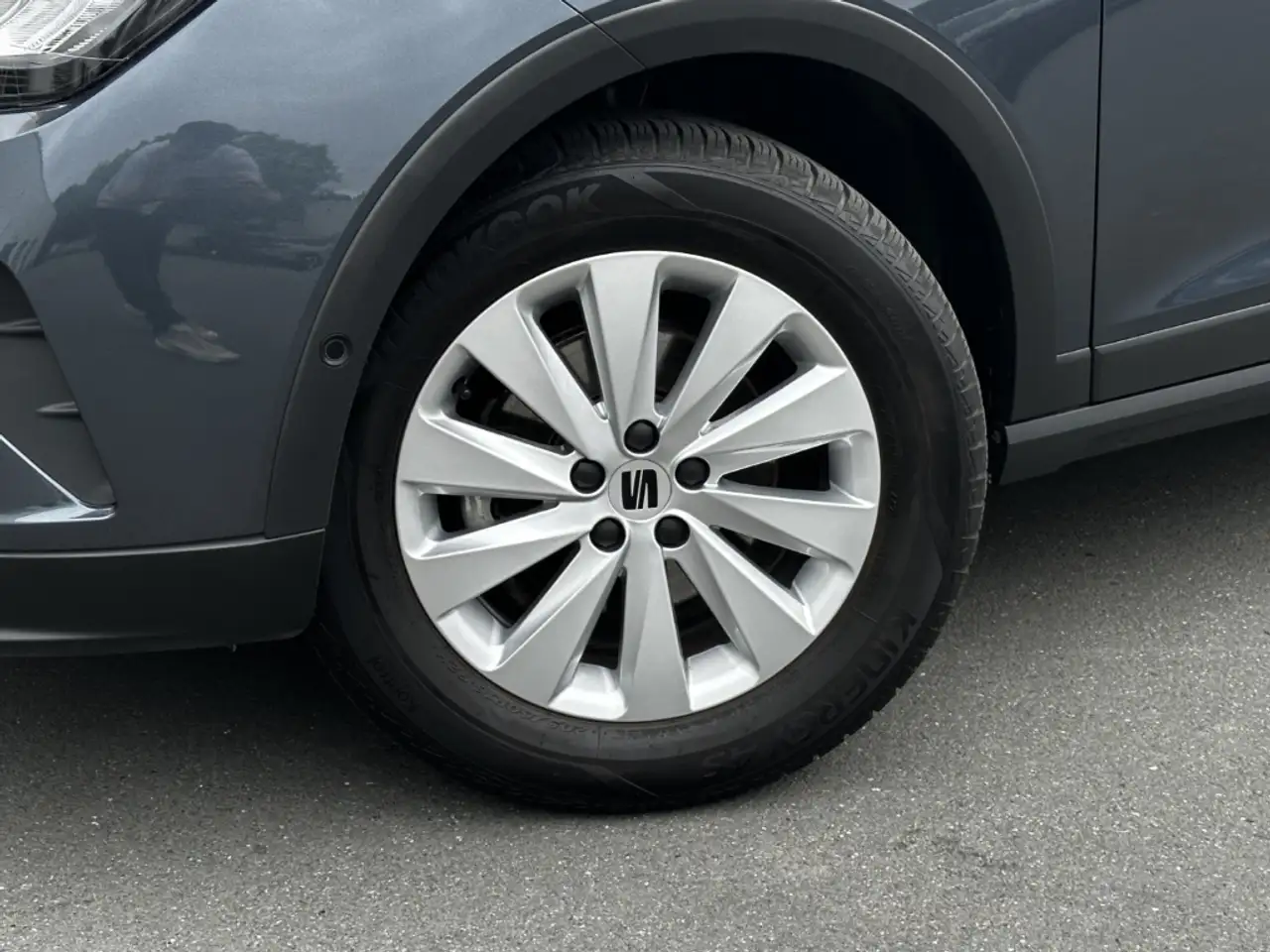 SEAT Arona 1.0 TSI DSG Style Edition ACC FullLink PDC Shz Alu — Vehicle gallery 5