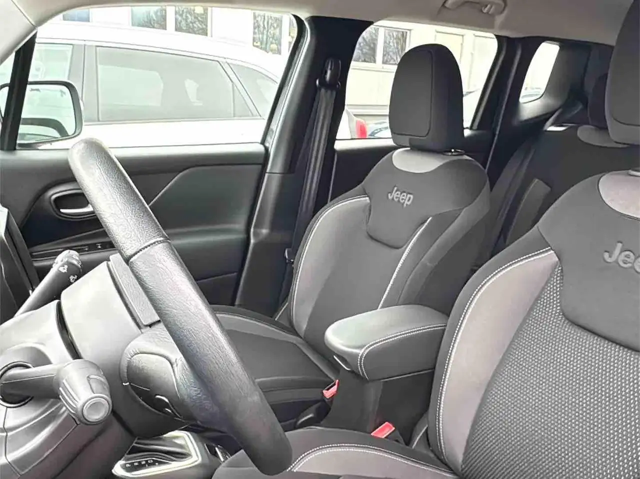 Jeep Renegade Limited Mild-Hybrid Navi Cam SHZ LHZ Android CarPl — Galerie du véhicule 6